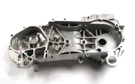 karter-silnika-lewy-do-skutera-b-max-na-wtrysk