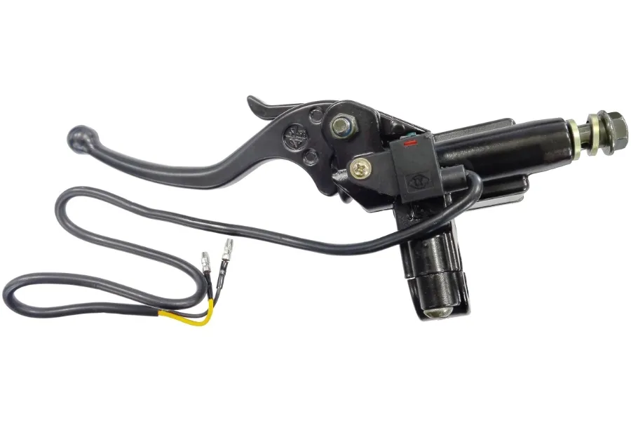 pompa-hamulca-przod-prawa-pentora