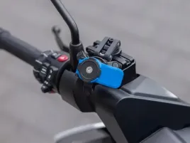 podstawa-mocowana-na-zbiorniczku-hamulcowym-quad-lock-v2
