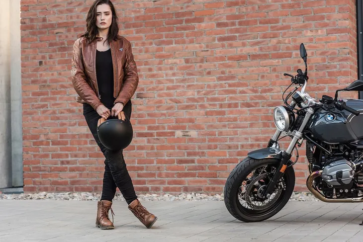 buty-shima-thomson-lady-black-37-producent-shima