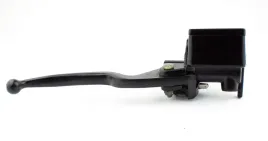 pompa-hamulca-przedniego-dolne-mocowanie-przewodu-z-dzwigniaczarna