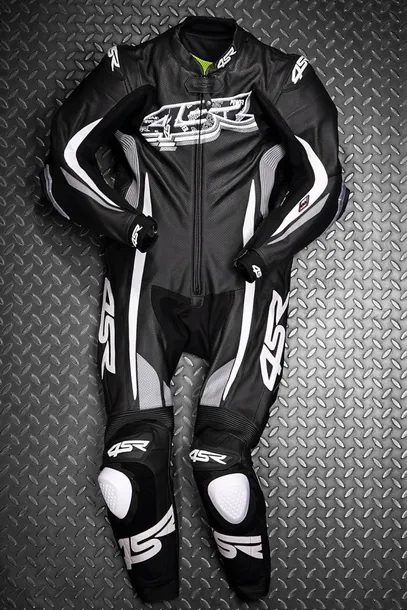 4sr-racing-power-ar-56-material-skora