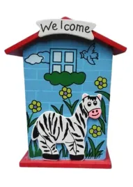 drewniana-skarbonka-domek-dla-dziecka-zebra-safari