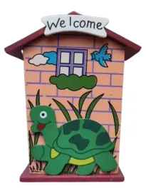 drewniana-skarbonka-domek-dla-dziecka-zolw-safari