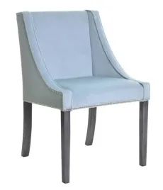 klasyczne-krzeslo-chanel-na-drewnianej-nodze