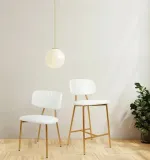 fabiola-boucle-biale-krzeslo-barowe