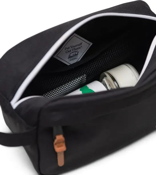 kosmetyczka-herschel-chapter-3l-black-stan-nowy-marka-herschel