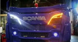 kierunkowskaz-scania-pasek-led-24v-tir-kolor-bialy-pomaranczowy-para