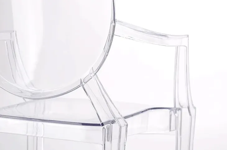 krzeslo-louis-transparentne