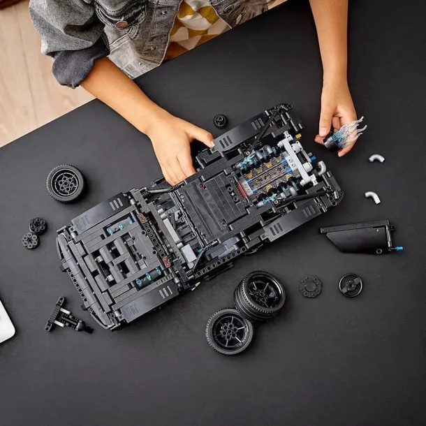 lego-technic-42127-batman-batmobil-stan-nowy-plec-chlopcy-dziewczynki-brak-informacji