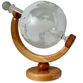 karafka-szklana-globus-do-alkoholu-nalewek-600ml