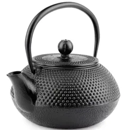 czajnik-zeliwny-na-herbate-0-8l-czarny-zaparzacz