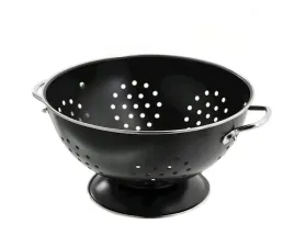 czarny-cedzak-durszlak-z-raczkami-stalowy-23cm