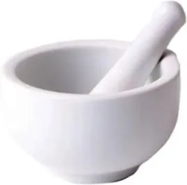 mozdzierz-ceramiczny-z-tluczkiem-bialy-maly-8-cm