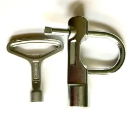 klodka-energetyczna-jarzmowa-trojkat-9-mm-do-skrzynek-z-kluczem-t-9-mm