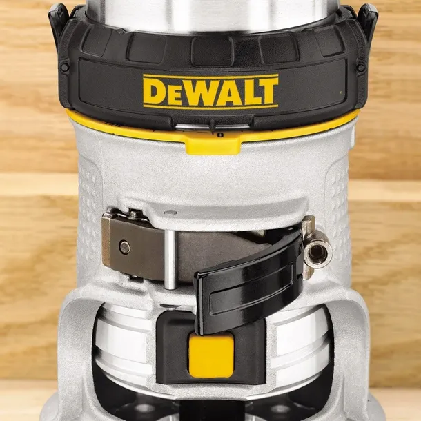 frezarka-dewalt-d26200-900-w-rodzaj-frezarki-inny-rodzaj