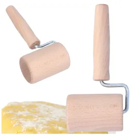 walek-drewniany-do-blachy-formy-pizzy-ciasta-maly-z-raczka-17-cm-waleczek