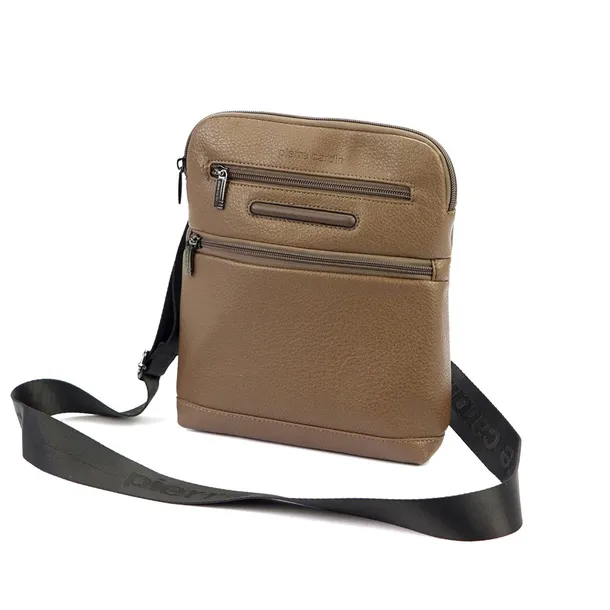 greg42880-marka-pierre-cardin