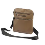 greg42880-marka-pierre-cardin