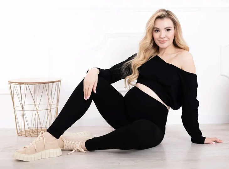 legginsy-ciazowe-czarne-rozmiar-m-stan-nowy