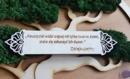 tabliczka-plakietka-dla-nauczyciela-dodatek-do-prezentu-gr4