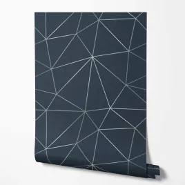 tapeta-na-sciane-wzor-srebrne-paski-granatowe-tlo-do-biura-sypialni