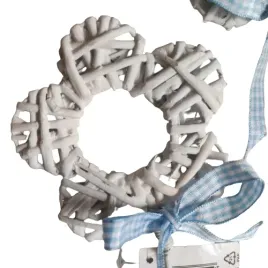 ratanowy-wiklinowy-kwiatek-bialy