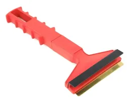 skrobaczka-z-mosieznym-ostrzem-i-sciagaczka-krotka