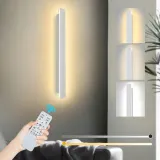 lampa-scienna-marka-model-bialy-sciemniana-pilot-zdalny-dlugosc-wysokosc-40-cm