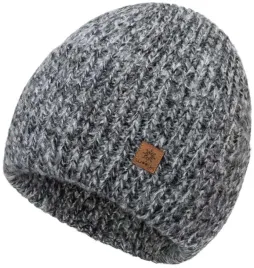 czapka-damska-beanie-sport-look-amaya-z-naszywka