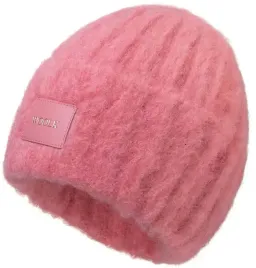 damska-przytulna-czapka-beanie-sport-look-elegancja-i-komfort