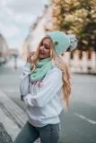 zimowa-ciepla-czapka-woolk-adele-mocher-pompon-stan-nowy