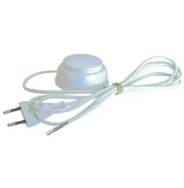 przylaczacz-z-wtyczka-plaska-z-wylacznikiem-noznym-pwn-2-3m