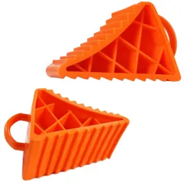 kliny-pod-kolo-przyczepy-samochodu-samochodowy-2sz