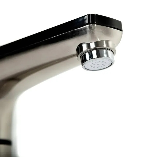podgrzewacz-wody-warmtec-3300-w-czestotliwosc-50-hz