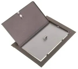 drzwiczki-kominowe-wczystka-z-wkladem-14x21-malowane-brazowe