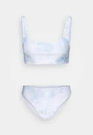 c4a011-komplet-bikini-bialy-tie-dye-gina-tricot-xs