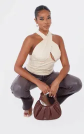 b6b102-kremowy-top-bez-rekawow-prettylittlething-m