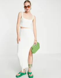 c0e103-bialy-top-na-ramiaczkch-pretty-lavish-l