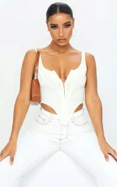 c7c206-kremowy-gorsetowy-crop-top-na-ramiaczkach-prettylittlething-xl