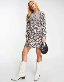 d0c109-rozowa-sukienka-leopard-bolongaro-trevor-m