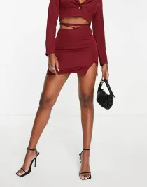 b4a103-bordowa-spodniczka-mini-z-wiazaniem-urban-threads-xxl