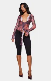 d2e307-koronkowa-bluza-z-dlugim-rekawem-prettylittlething-s