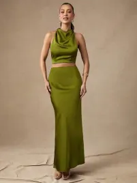 a8b115-zielona-satynowa-bluzka-z-odkrytymi-plecami-shein-xs