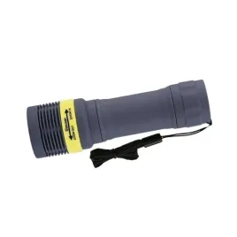 latarka-podreczna-emos-led-3w-3xaaa-p4703-ip43-zasieg-do-125m-uniwersalna
