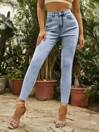 g0a001-jasnoniebieskie-spodnie-jeansowe-z-przetarciem-na-tyle-shein-l