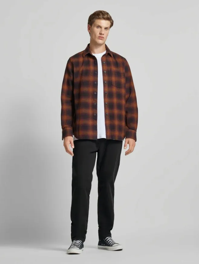 czarne-spodnie-materialowe-only-33-34