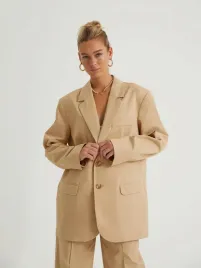 bezowa-marynarka-lisa-about-you-s