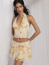 rozowy-komplet-w-kwiaty-spodnico-spodenki-i-top-shein-m