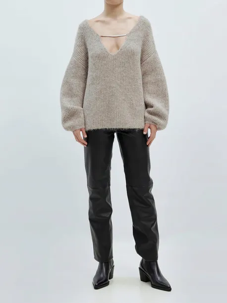 bezowy-sweter-oversize-edited-s-kolor-bezowy